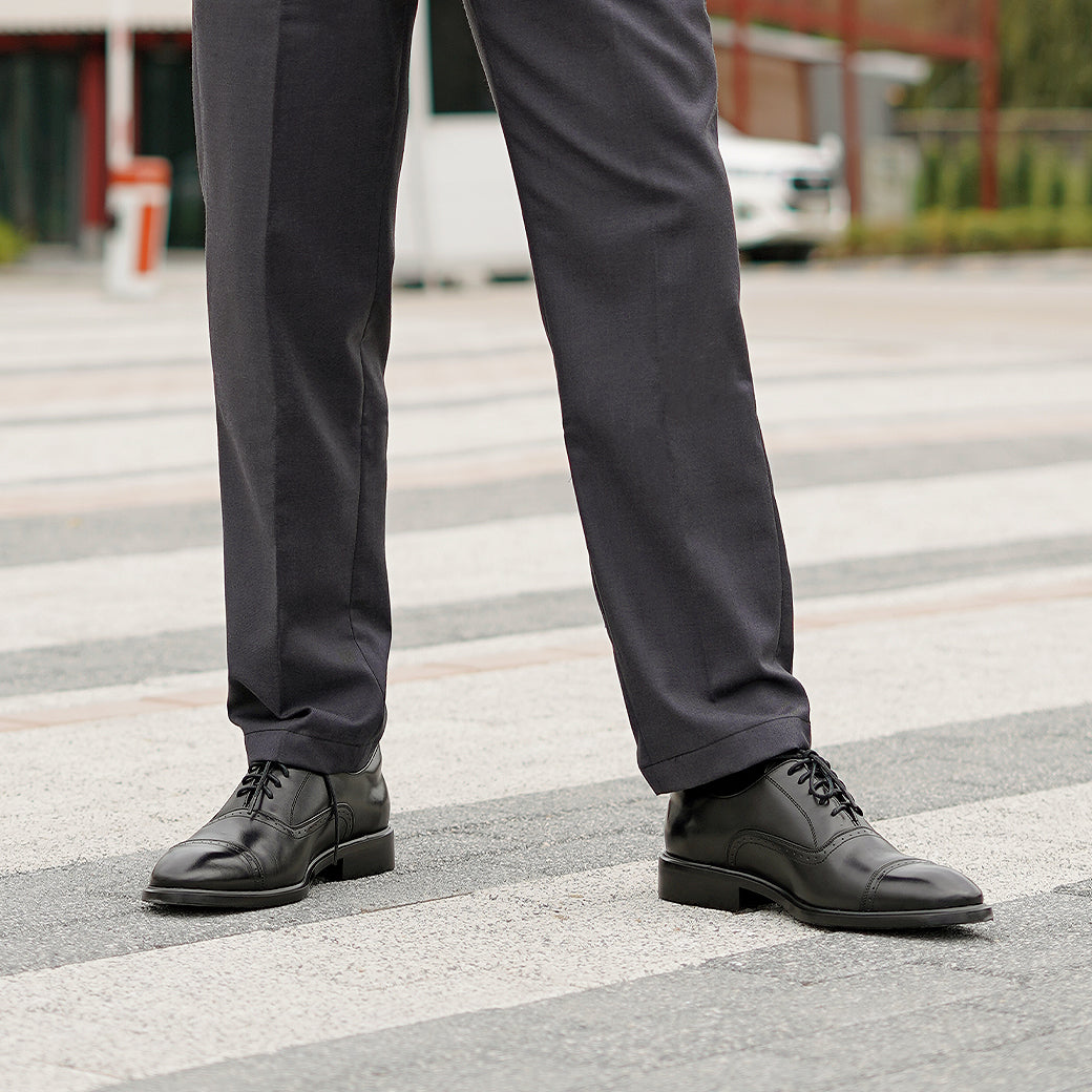 Pierre Cardin รองเท้าผู้ชาย รองเท้าหนังแบบผูกเชือก นุ่มสบาย ผลิตจากหนังแท้สีดำ รุ่น 80TD122