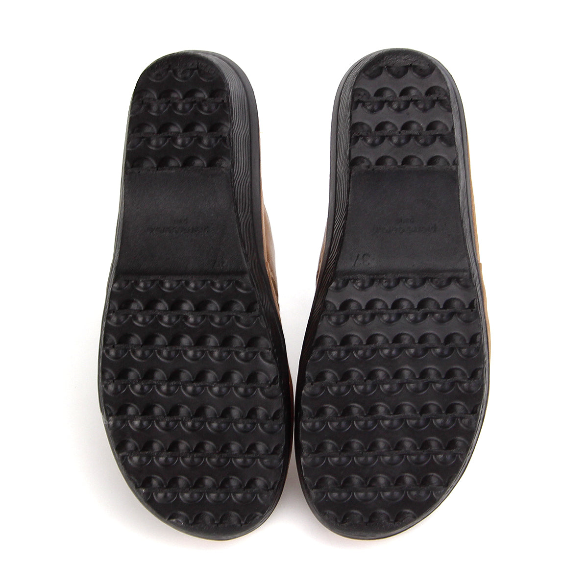 Pierre Cardin รองเท้าแตะหนังแท้ ทรงสวม สีแดงเบอร์รี่ ไซส์ 36–42 รุ่น 21SS245