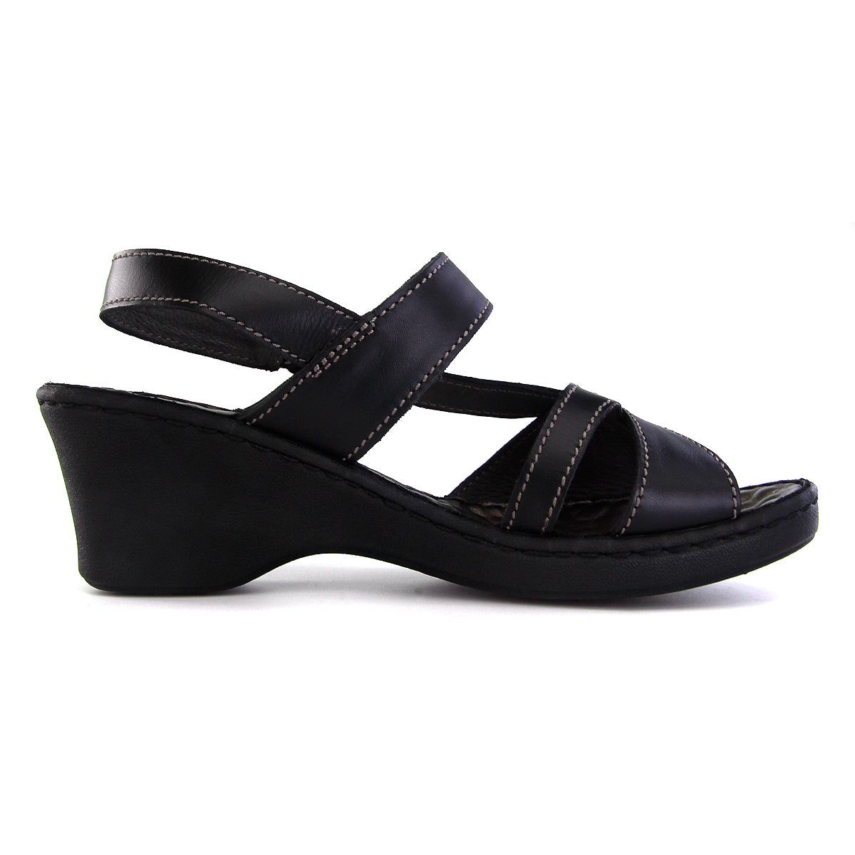 Pierre Cardin รองเท้าผู้หญิง รองเท้าแตะ อื่นๆ นุ่มสบาย ผลิตจากหนังแท้ สีขาว รุ่น 22SS669