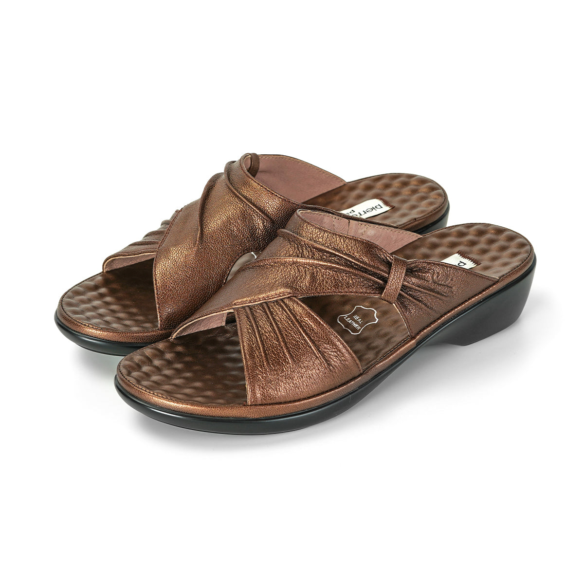 Pierre Cardin รองเท้าแตะผู้หญิง เพื่อสุขภาพ นุ่มสบาย ผลิตจากหนังแท้ สีเทา รุ่น 23SS294