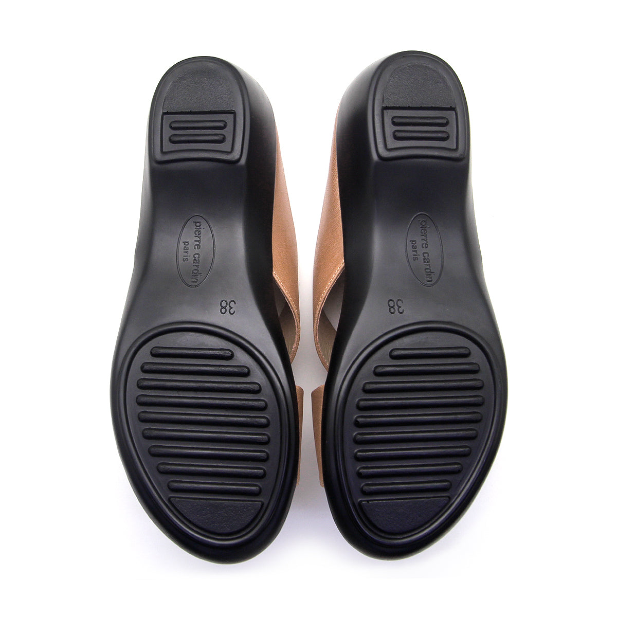 Pierre Cardin รองเท้าผู้หญิง ลำลอง ส้นแบน นุ่มสบาย ผลิตจากหนังแท้ สีดำ รุ่น 24WS362