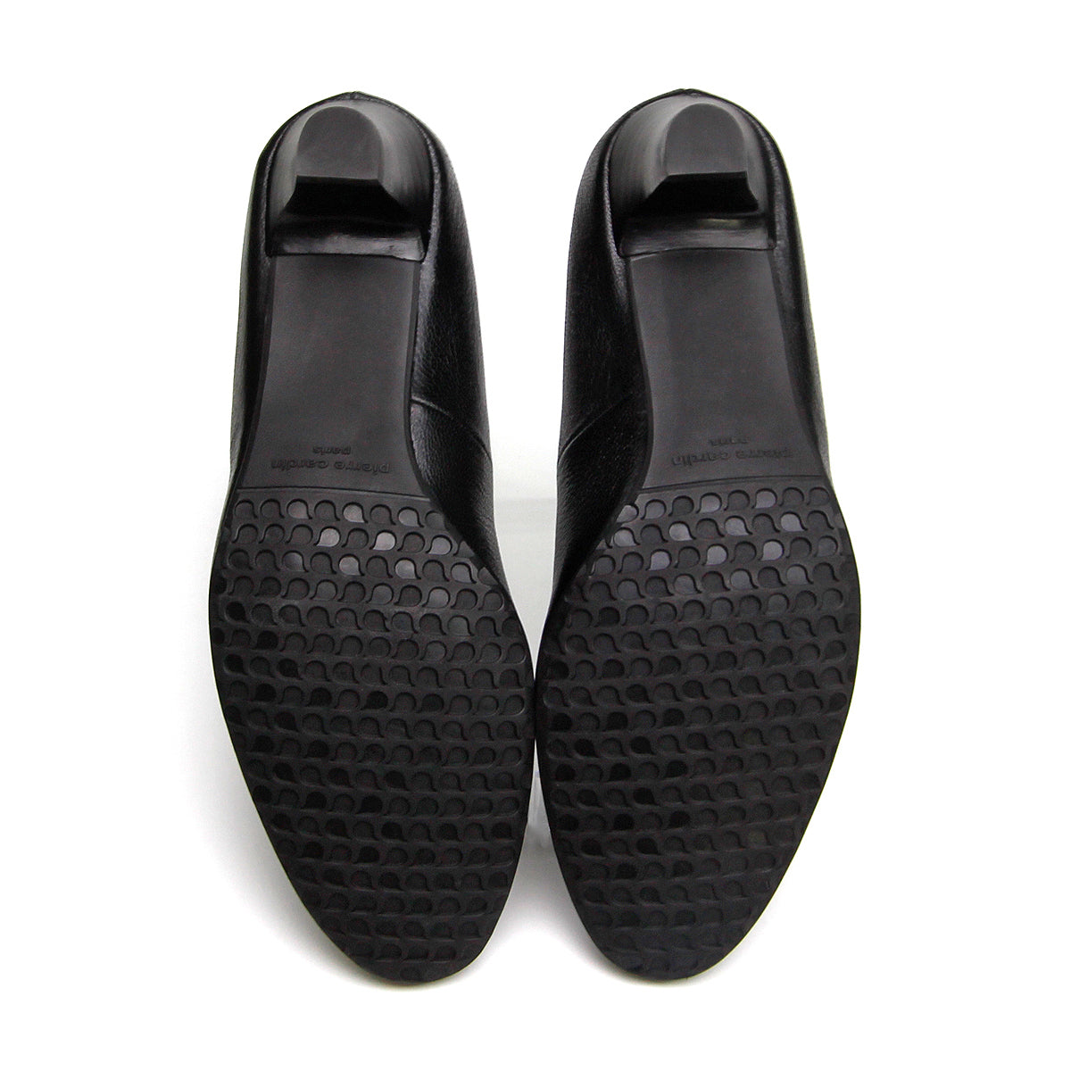 Pierre Cardin รองเท้าผู้หญิง รองเท้าส้นสูง นุ่มสบาย ผลิตจากหนังแท้ สีทอง รุ่น 26WD421