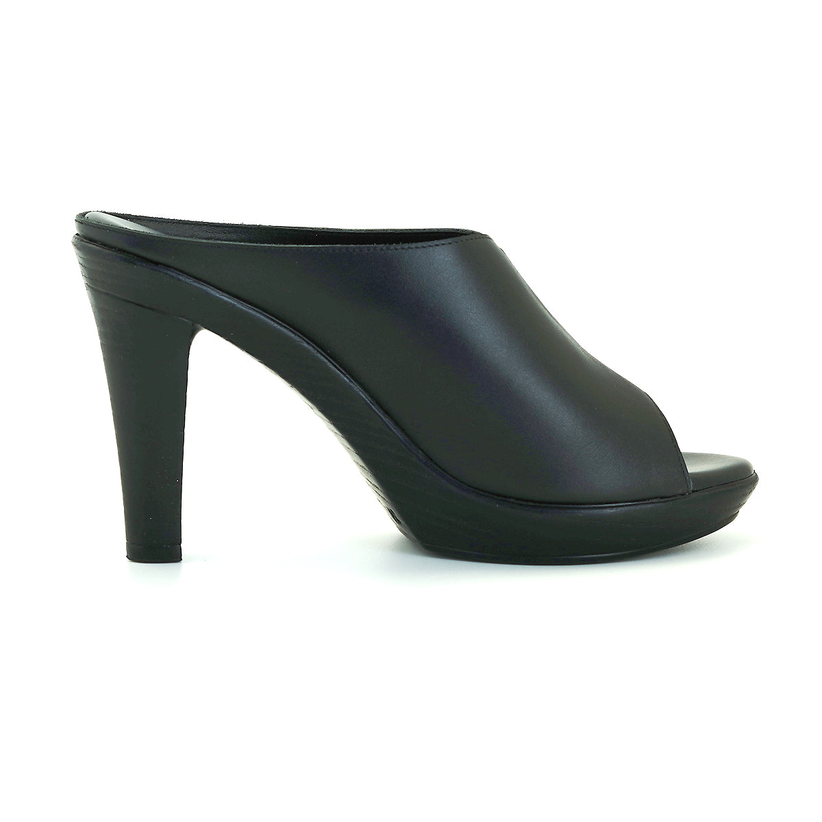 Pierre Cardin รองเท้าผู้หญิง รองเท้าส้นสูง รองเท้าส้นสูงแบบเปิดส้น นุ่มสบาย ผลิตจากหนังแท้ สีเมทัลลิคบรอนซ์ รุ่น 31PS804