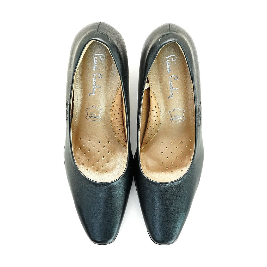 Pierre Cardin รองเท้าผู้หญิง รองเท้าส้นสูง Pump นุ่มสบาย ผลิตจากหนังแท้ สีดำเงา รุ่น 23WD316