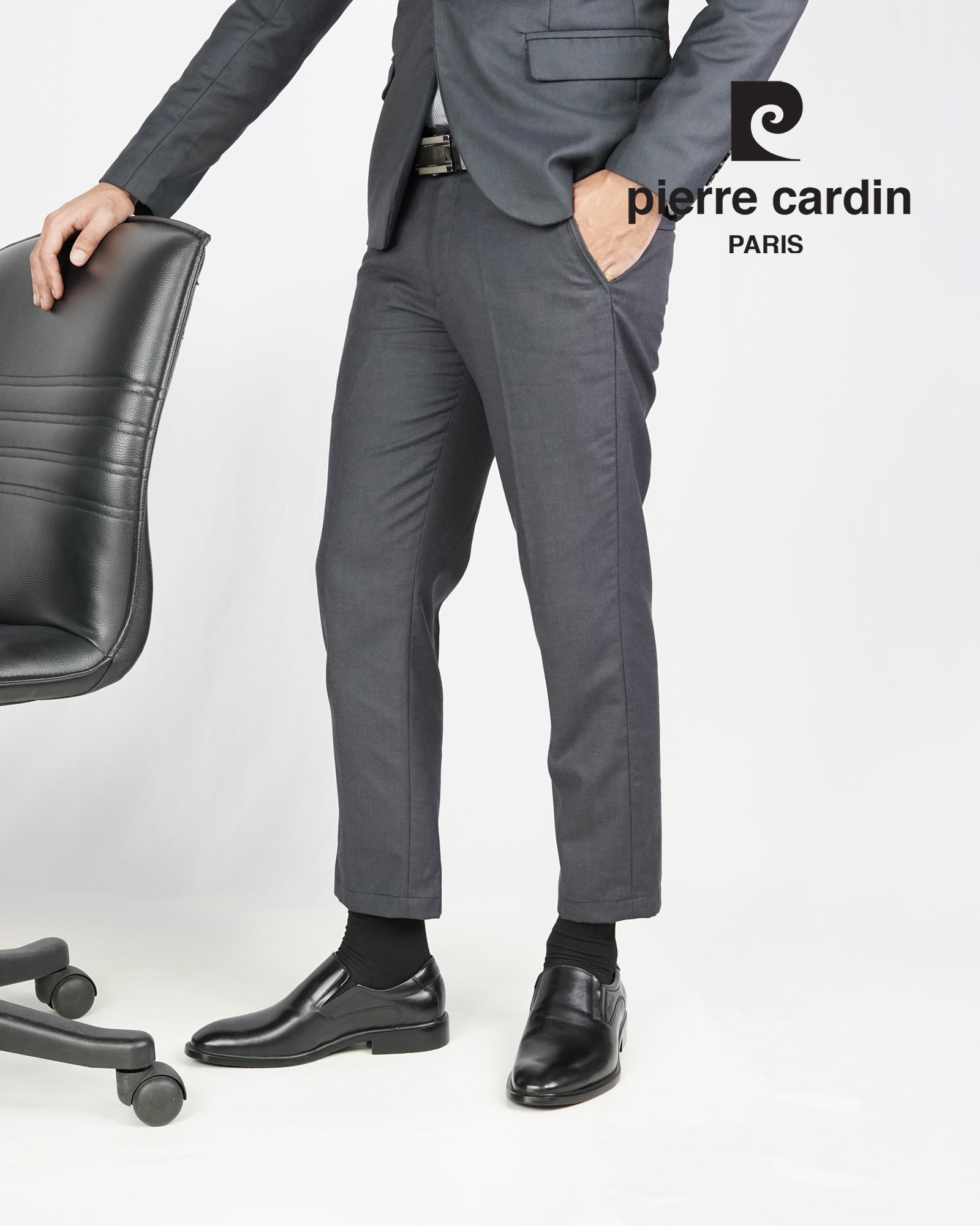 Pierre Cardin รองเท้าผู้ชาย รองเท้าทางการ นุ่มสบาย ผลิตจากหนังเเท้ สีนํ้าตาล ไซส์ รุ่น 80TD127