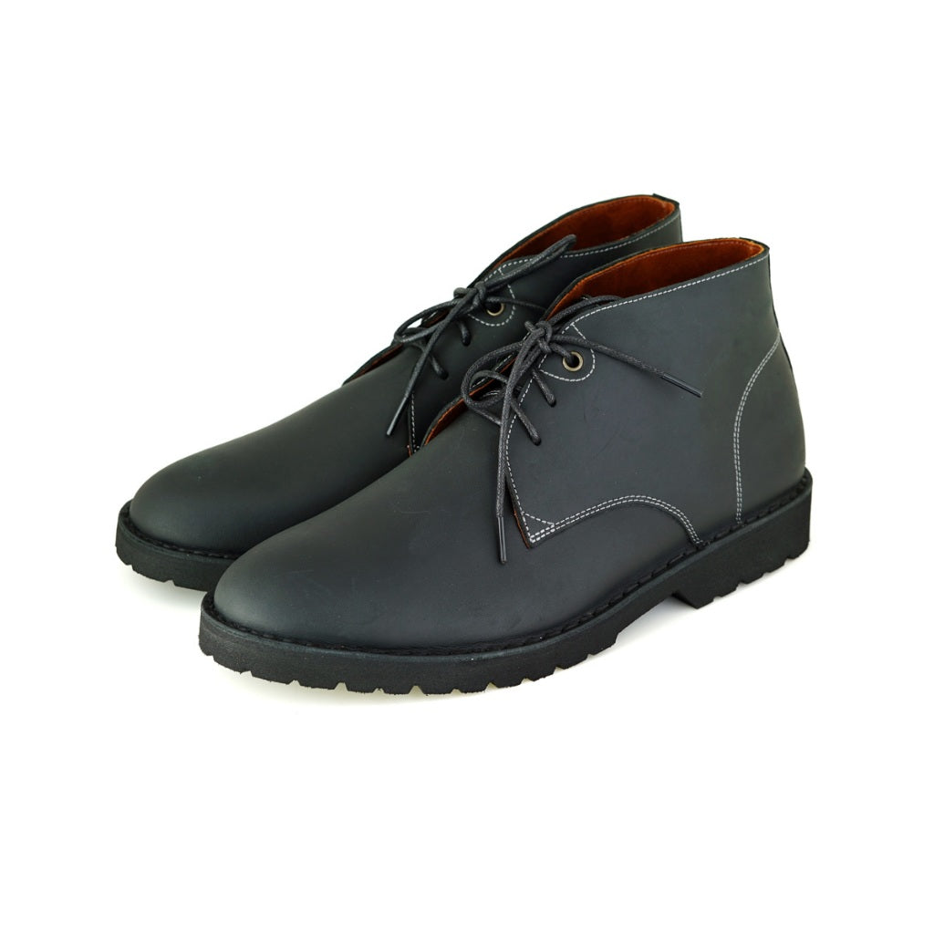 Pierre Cardin รองเท้าผู้ชาย รองเท้าบูท แบบสวมหุ้มข้อ, นุ่มสบาย ผลิตจากหนังแท้ สีดำ รุ่น 84JC172