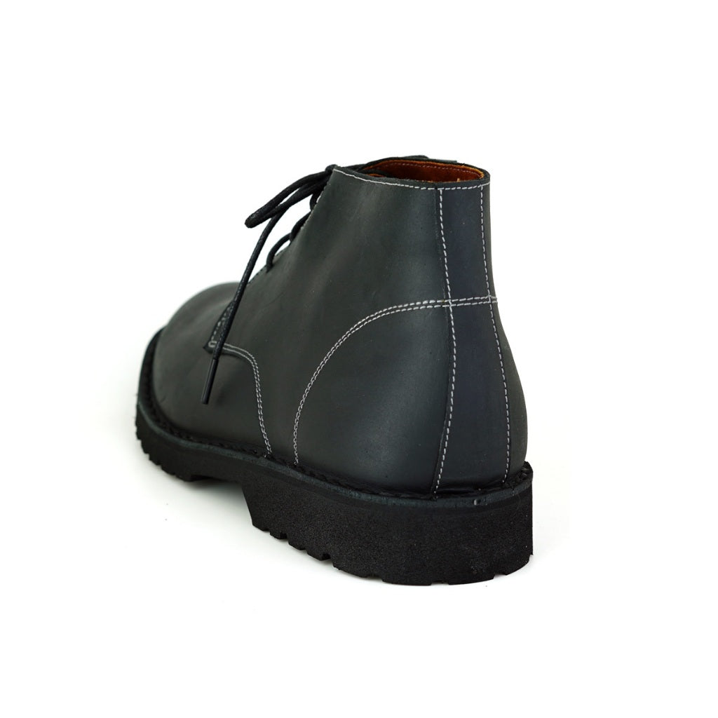 Pierre Cardin รองเท้าผู้ชาย รองเท้าบูท แบบสวมหุ้มข้อ, นุ่มสบาย ผลิตจากหนังแท้ สีดำ รุ่น 84JC172