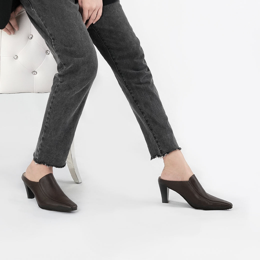 Pierre Cardin มิวส์ส้นสูงสีแดง รุ่น 23SC302