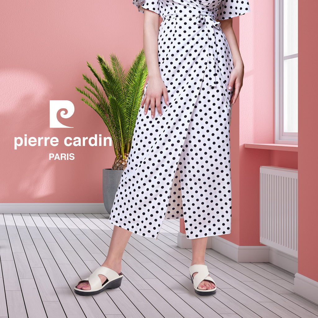 Pierre Cardin အမျိုးသမီးခြေနင်း၊ စစ်မှန်သောသားရေ၊ နူးညံ့ပြီး သက်တောင့်သက်သာရှိသော၊ ကြိုးများပါသော၊ အဖြူရောင်၊ မော်ဒယ် 26SS409 