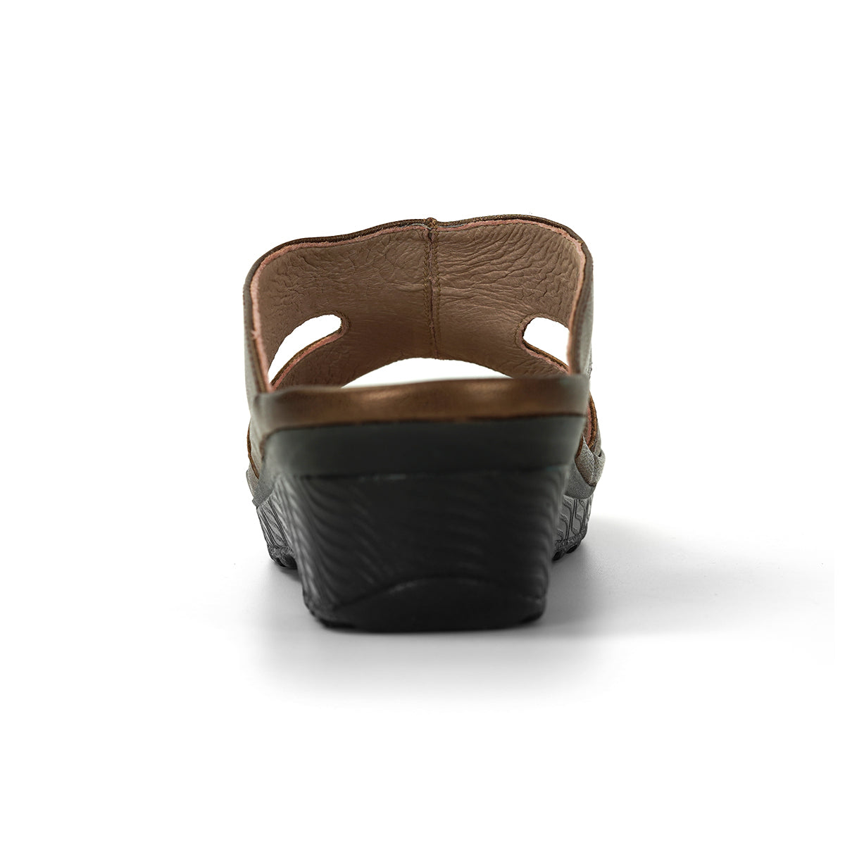 Pierre Cardin รองเท้าแตะผู้หญิง หนังแท้ นุ่มสบาย ทรงสวม/มีหู สี น้ำตาลอ่อน รุ่น 21SS244