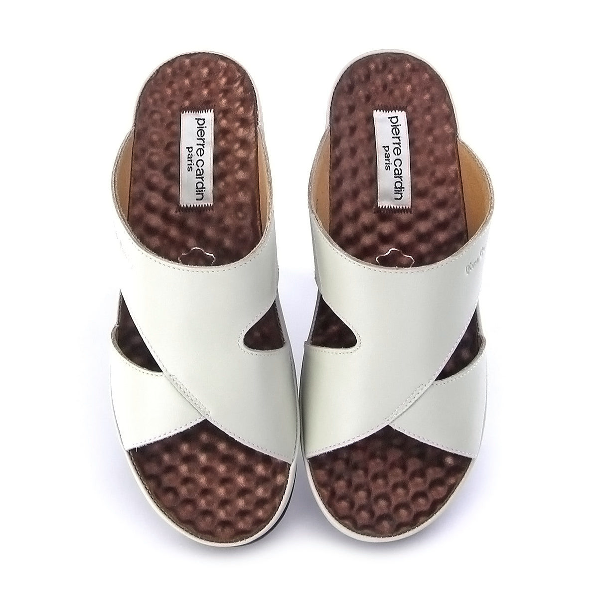 Pierre Cardin รองเท้าแตะผู้หญิง หนังแท้ นุ่มสบาย ทรงสวม/มีหู สีขาว รุ่น 26SS409