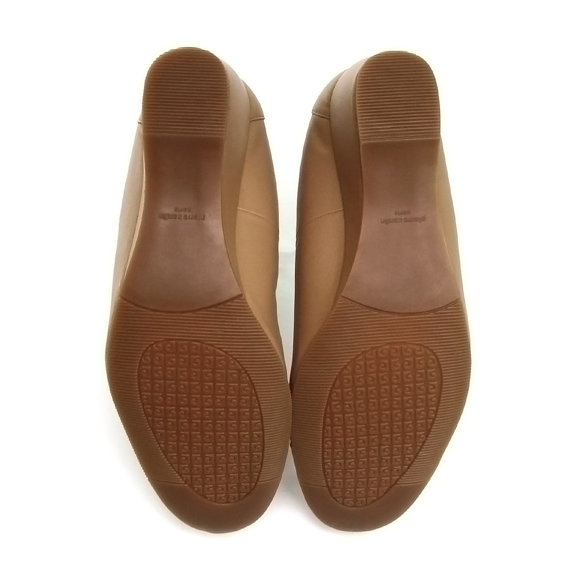 Pierre Cardin รองเท้าผู้หญิง รองเท้าส้นสูง นุ่มสบาย ผลิตจากหนังแท้ สีดำ รุ่น 27WC448