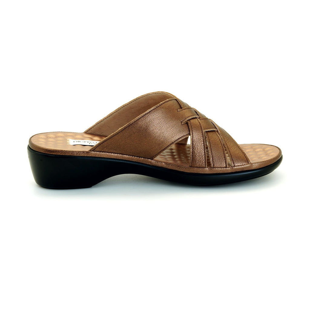 Pierre Cardin အမျိုးသမီးဖိနပ်၊ အမျိုးသမီး ပေါ့ပေါ့ပါးပါး ခြေညှပ်ဖိနပ်၊ ဖနောင့်ပြားဖိနပ်၊ နူးညံ့ပြီး သက်တောင့်သက်သာ၊ စစ်မှန်သော သားရေဖြင့် ပြုလုပ်ထားသည့် အရွယ်အစား 28SS158 