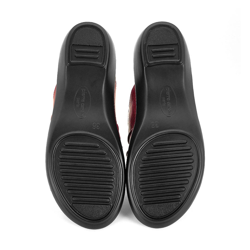 [Size 36-41] Pierre Cardin รองเท้าแตะผู้หญิง เพื่อสุขภาพ นุ่มสบาย ผลิตจากหนังแท้ สีแดงเบอรี่  รุ่น 20SS230