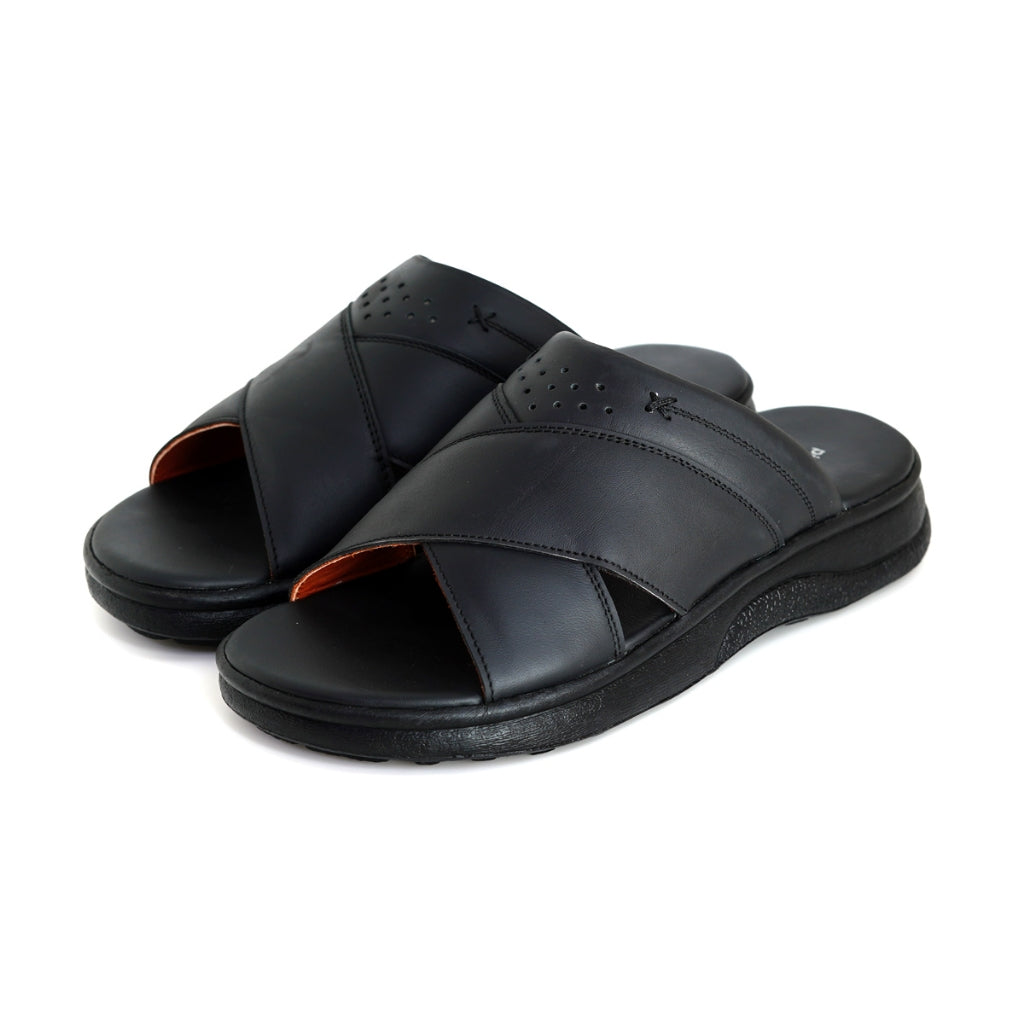 [Size 40 - 45] รองเท้าแตะผู้ชาย Pierre Cardin หนังแท้ พื้นยางกันลื่น ดีไซน์สายคาดไขว้ - รุ่น 84JS178