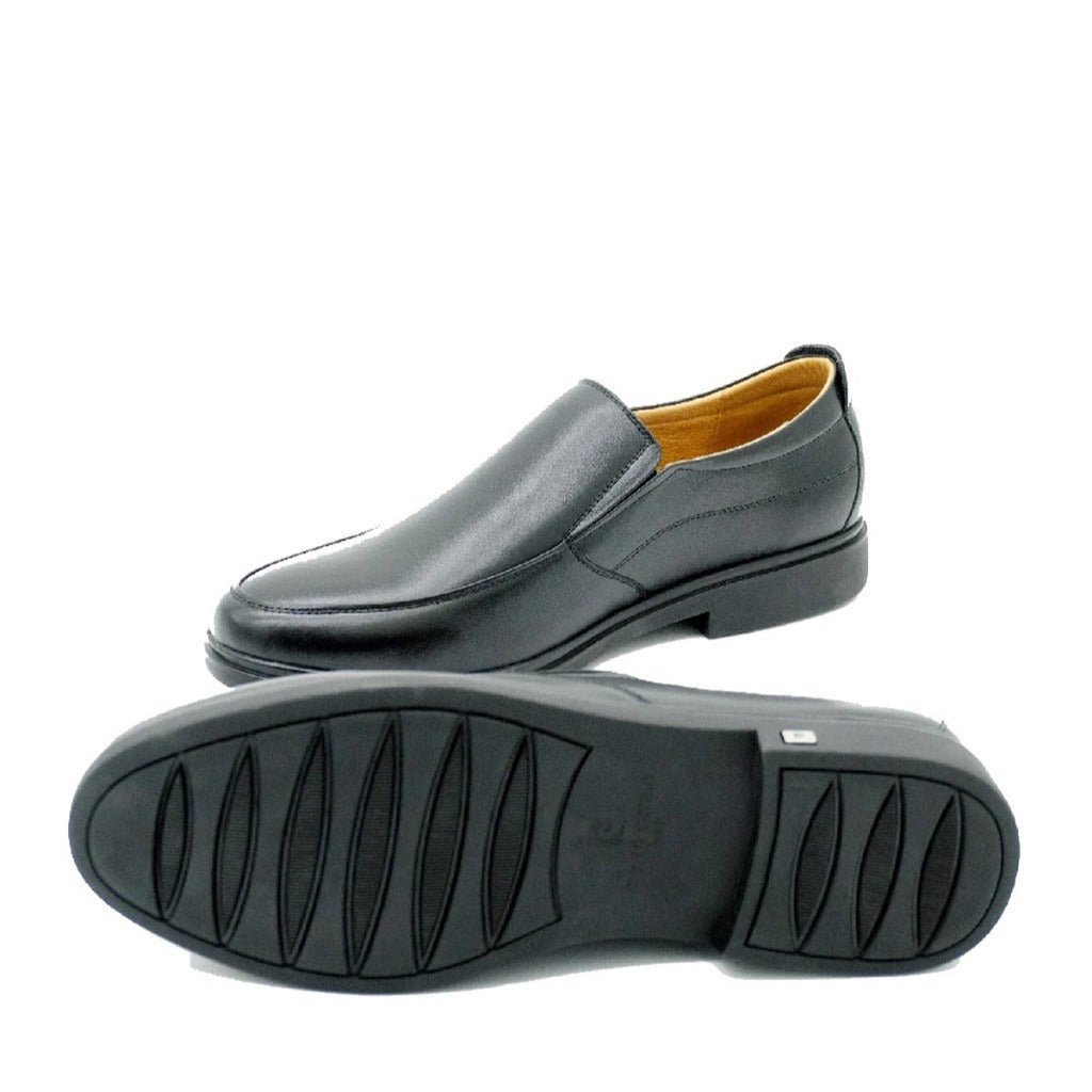 รองเท้าลำลองผู้ชาย Pierre Cardin ทรง Loafer หนังวัวแท้ Nappa พื้นยางกันลื่น รุ่น 702